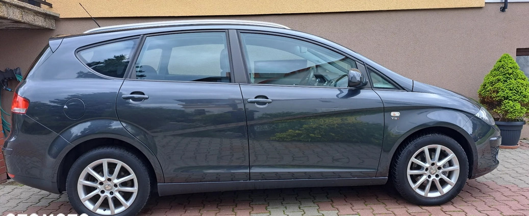 Seat Altea XL cena 23500 przebieg: 174000, rok produkcji 2011 z Chodzież małe 211